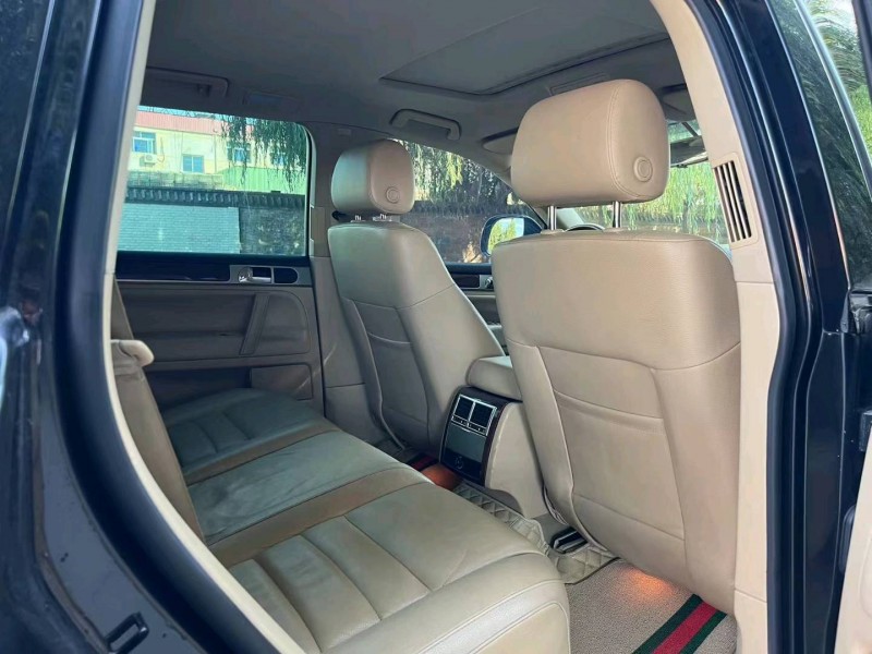 邯郸10年大众途锐6