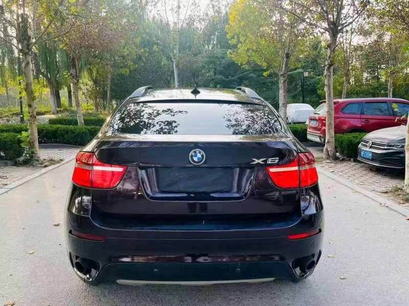 东营10年宝马X68