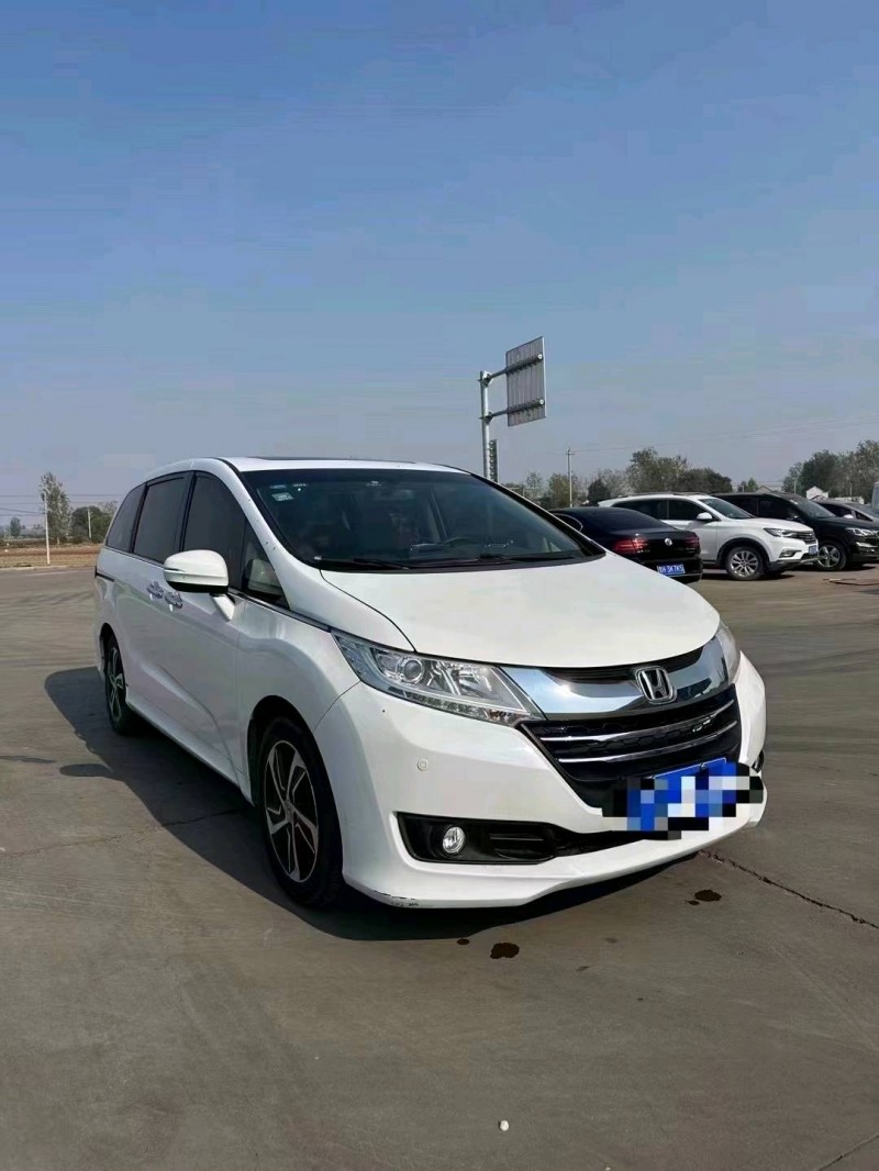 济宁17年本田奥德赛2
