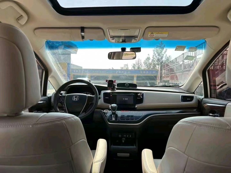 济宁17年本田奥德赛3