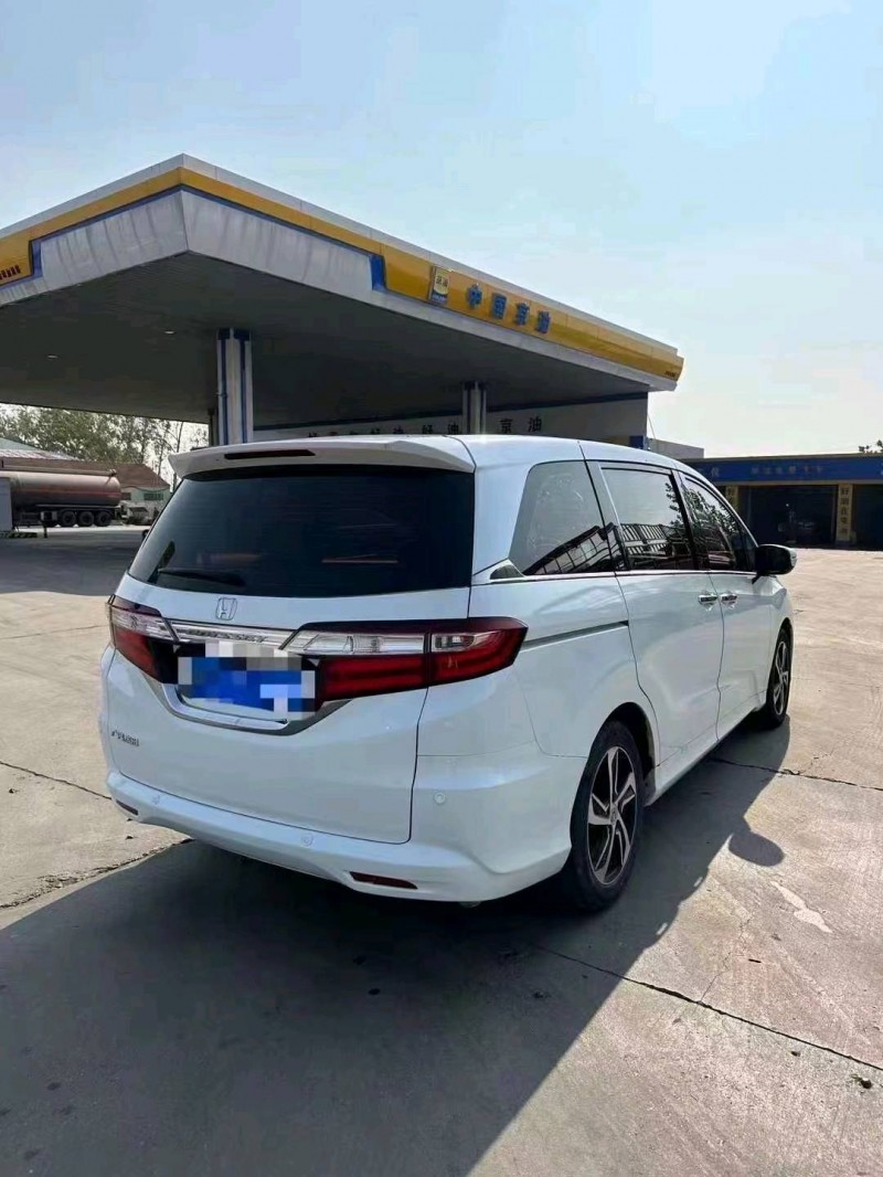 济宁17年本田奥德赛6