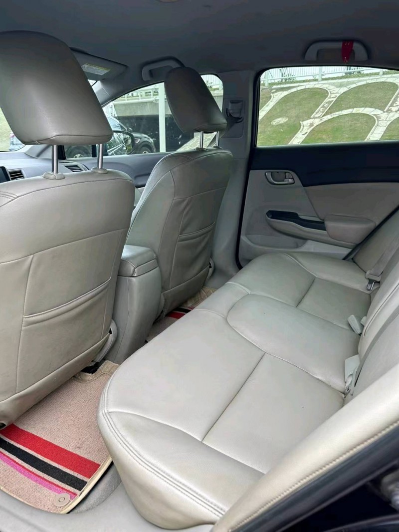 宿迁12年本田思域5