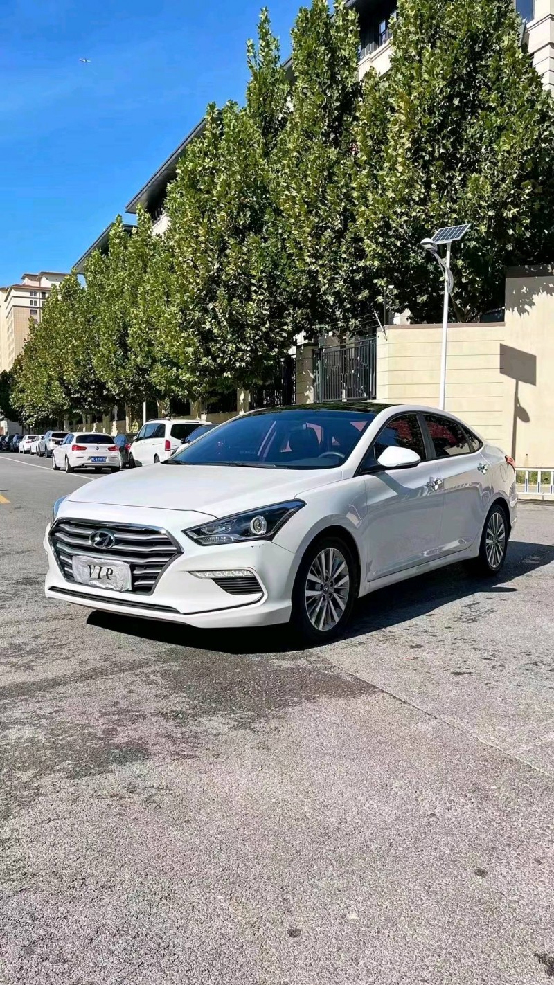 廊坊18年现代名图2