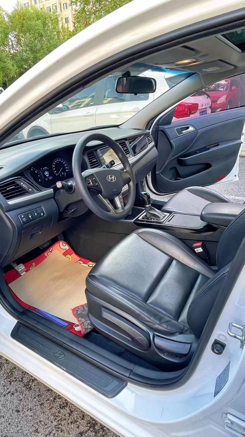 廊坊18年现代名图5