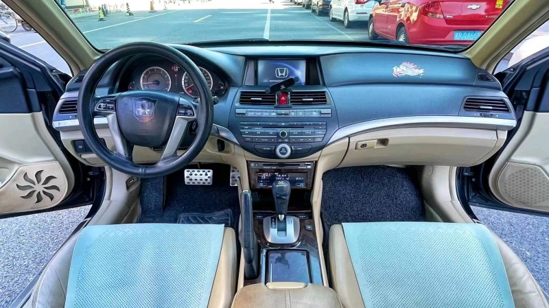 廊坊10年本田雅阁4