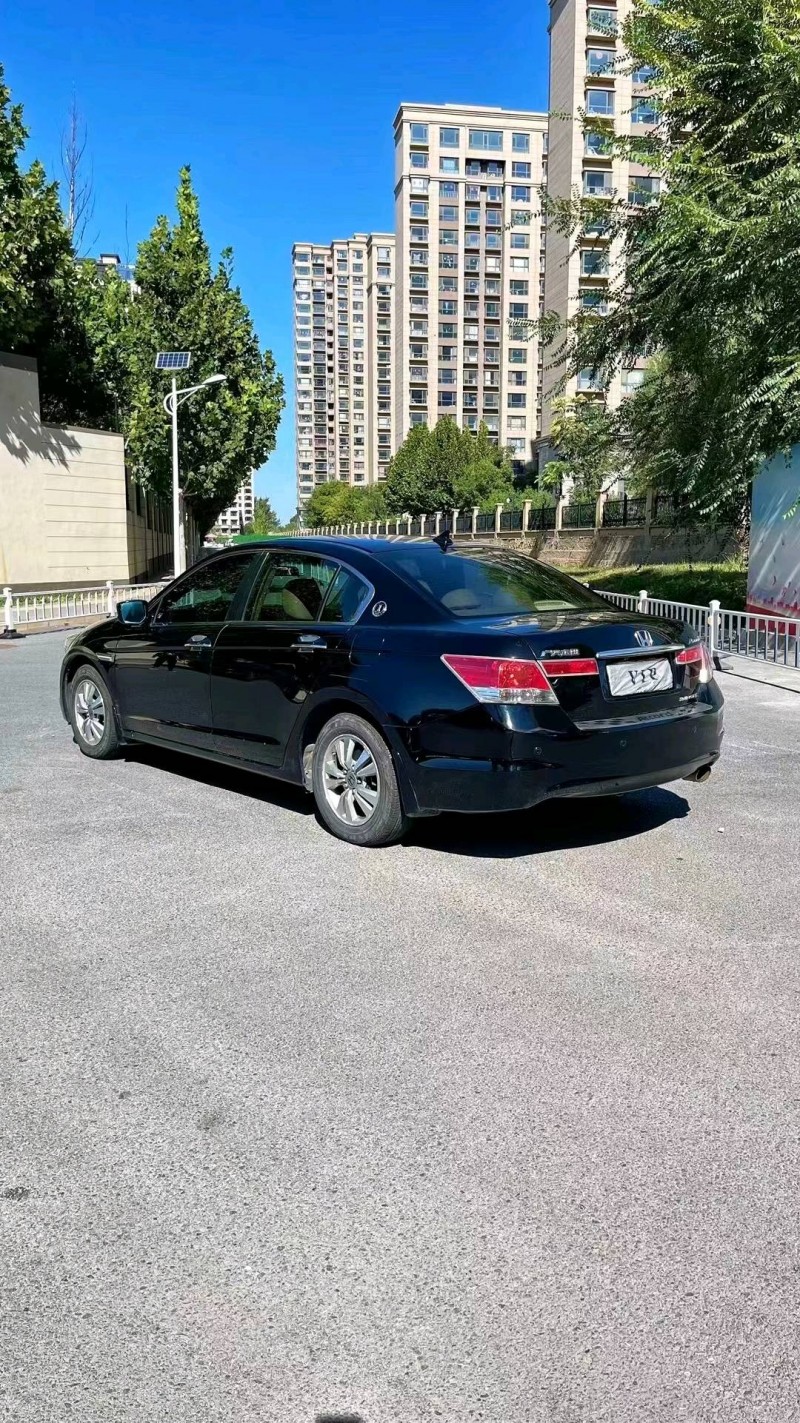 廊坊10年本田雅阁8