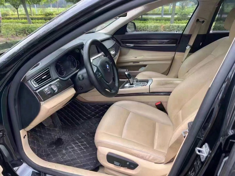 济宁15年宝马7系3