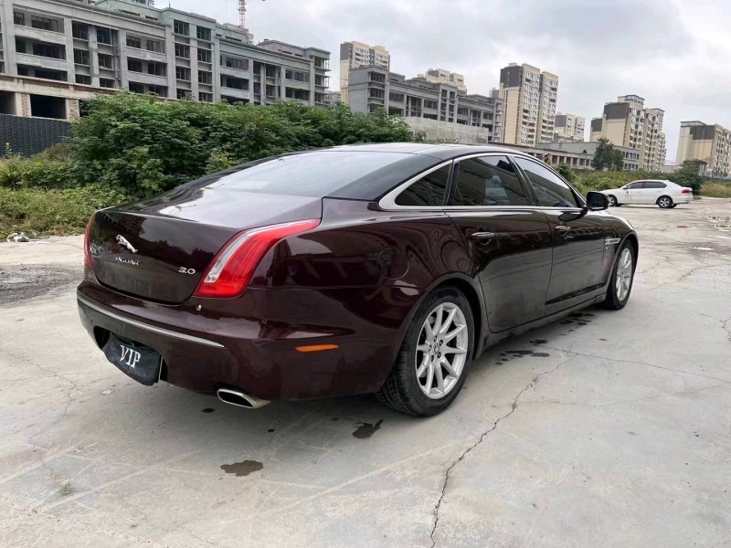 济宁12年捷豹XJ5