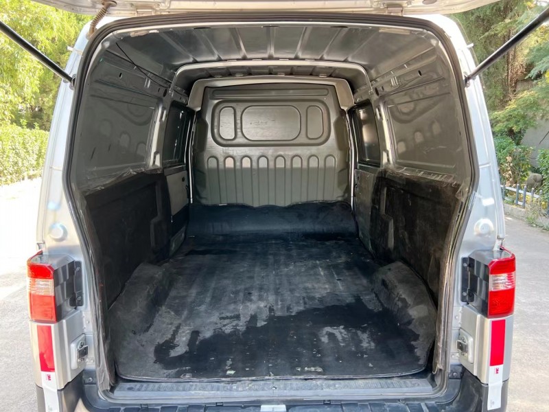 潍坊21年华晨小海狮X307