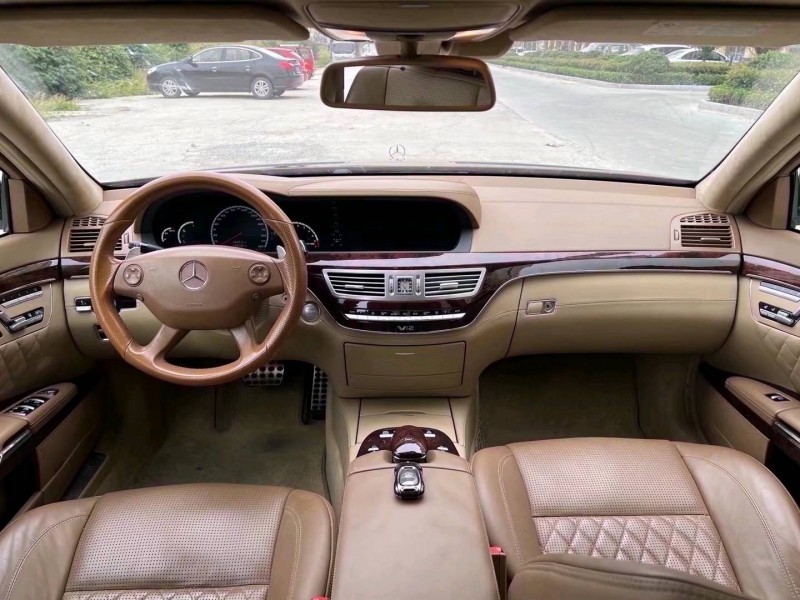 济宁09年奔驰AMG4