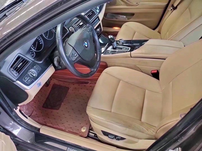 济宁13年宝马5系4