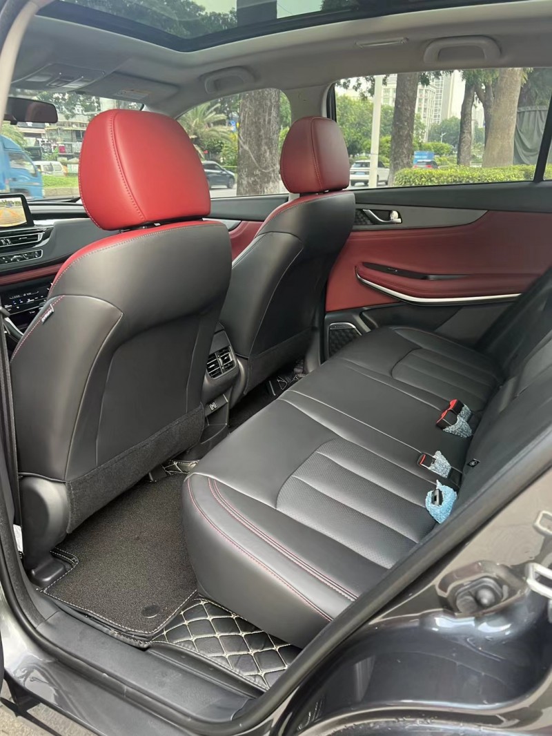 东莞23年长安汽车CS757