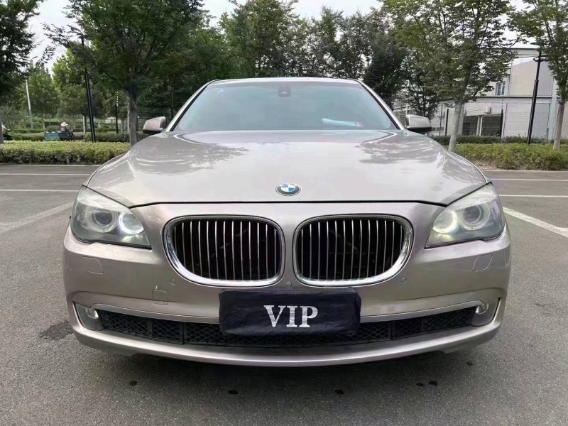 济宁12年宝马7系1