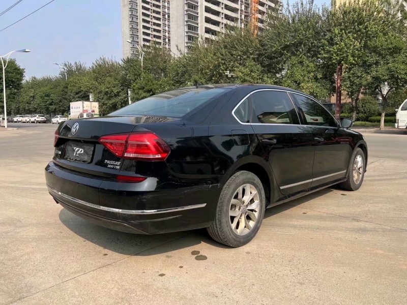 济宁19年大众帕萨特7
