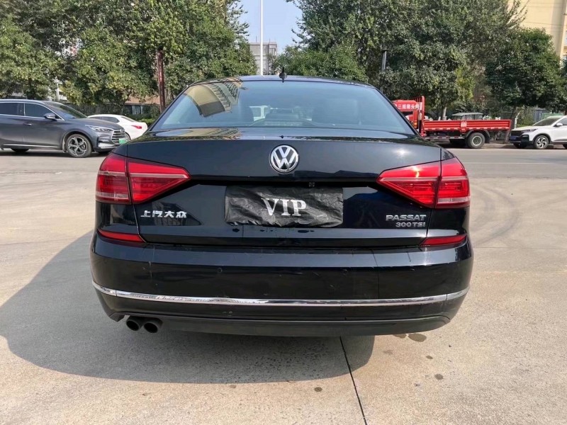 济宁19年大众帕萨特8