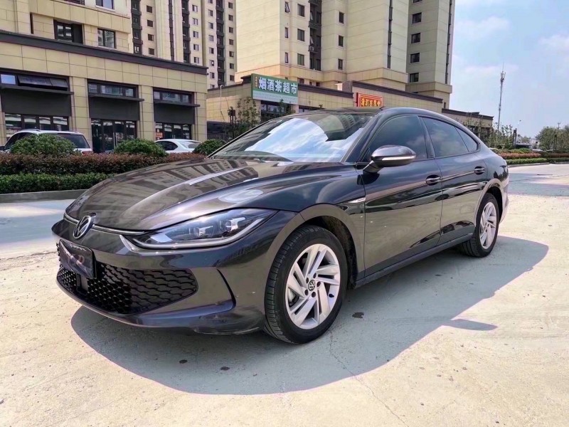 济宁22年大众凌渡2