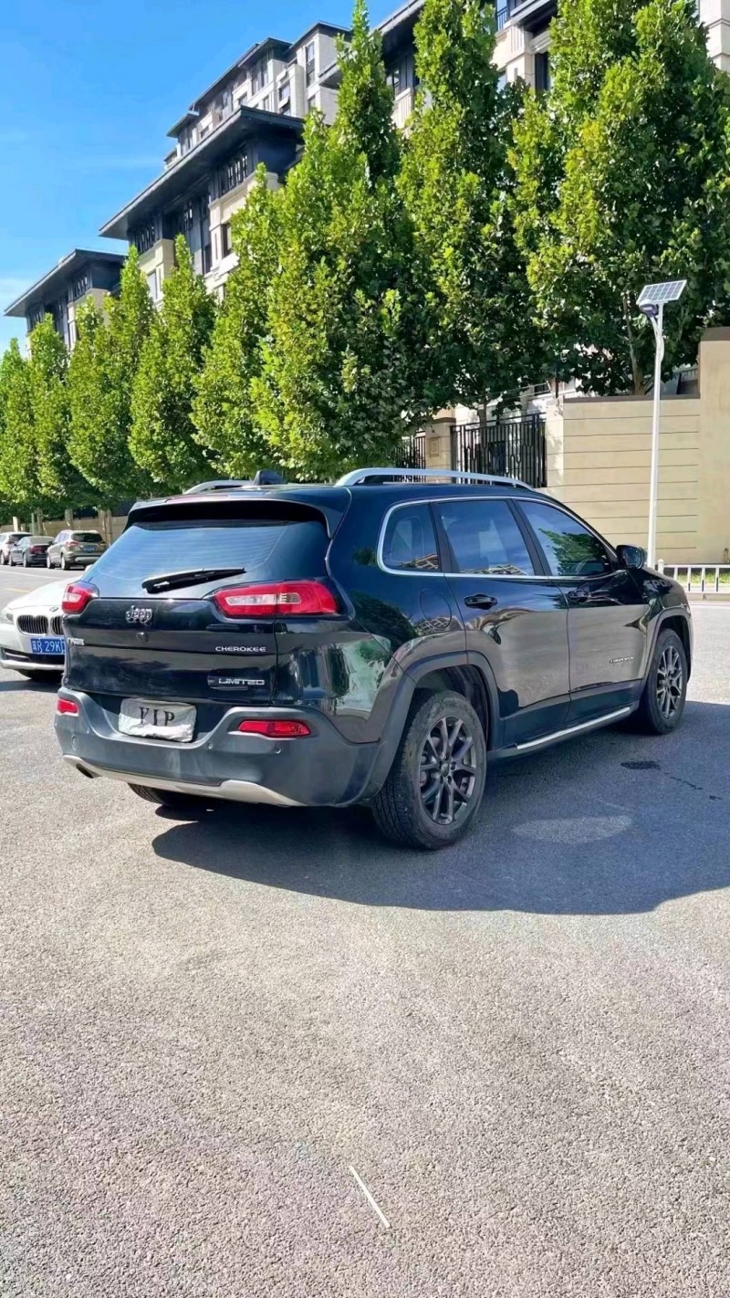 廊坊20年Jeep自由光7