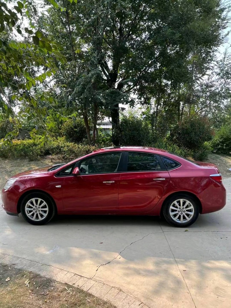 枣庄14年别克英朗9