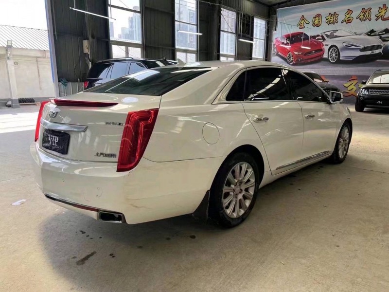 济宁16年凯迪拉克XTS8