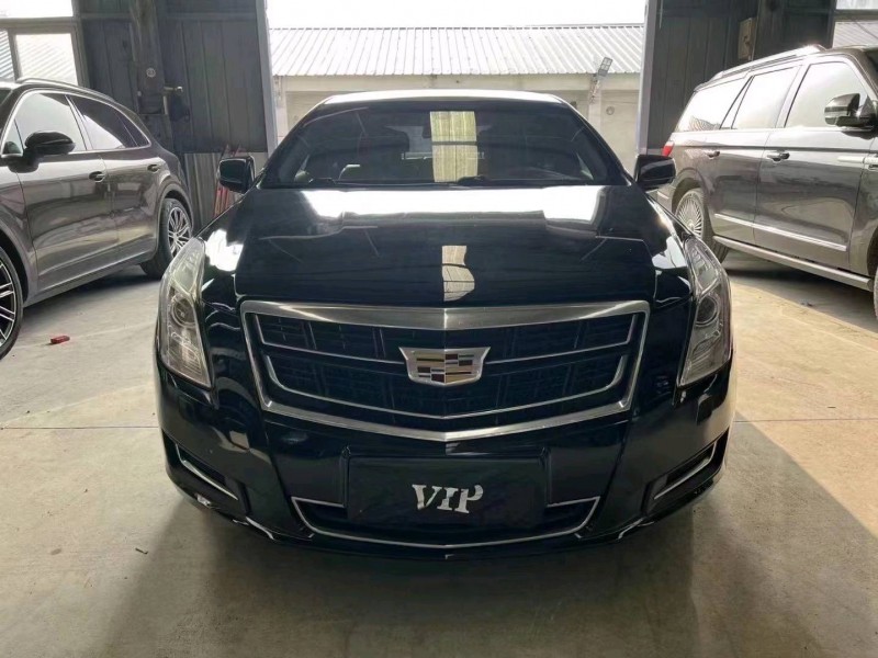 济宁17年凯迪拉克XTS1