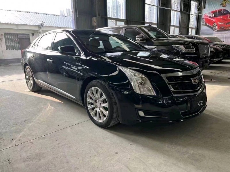济宁17年凯迪拉克XTS2