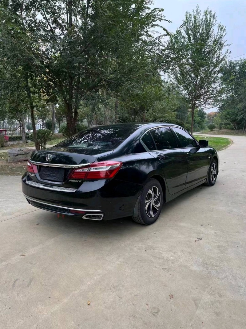 枣庄17年本田雅阁9