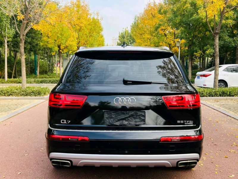 聊城17年奥迪Q78