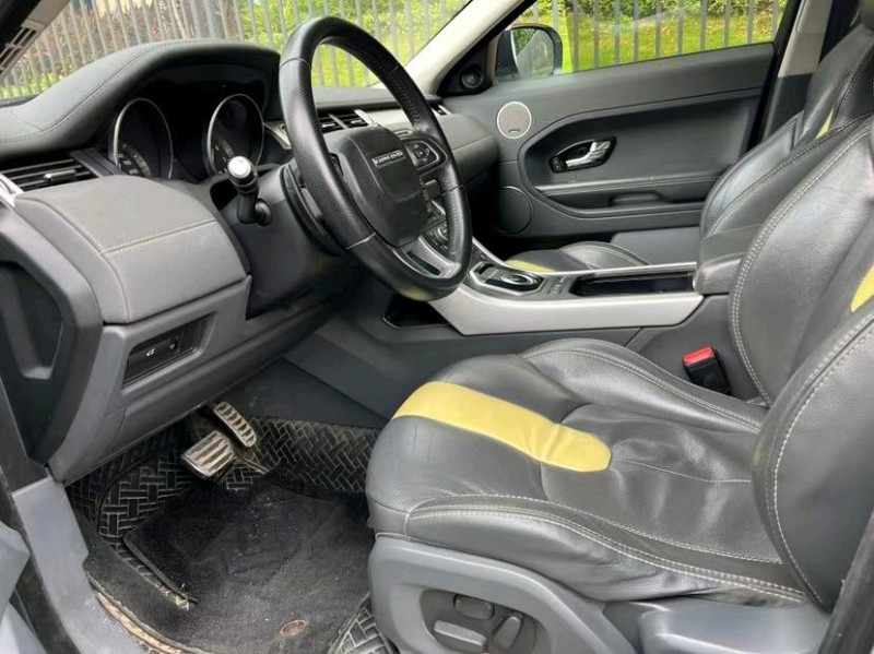 东莞13年路虎极光3