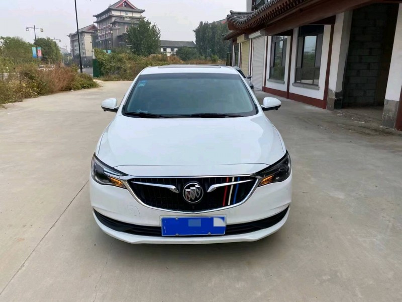 济宁18年别克英朗1