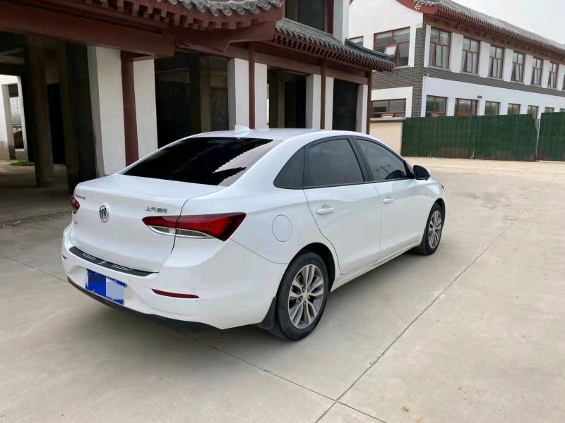 济宁18年别克英朗7