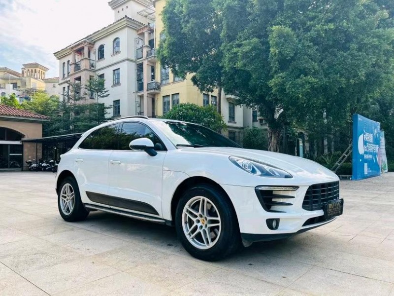 东莞15年保时捷Macan3