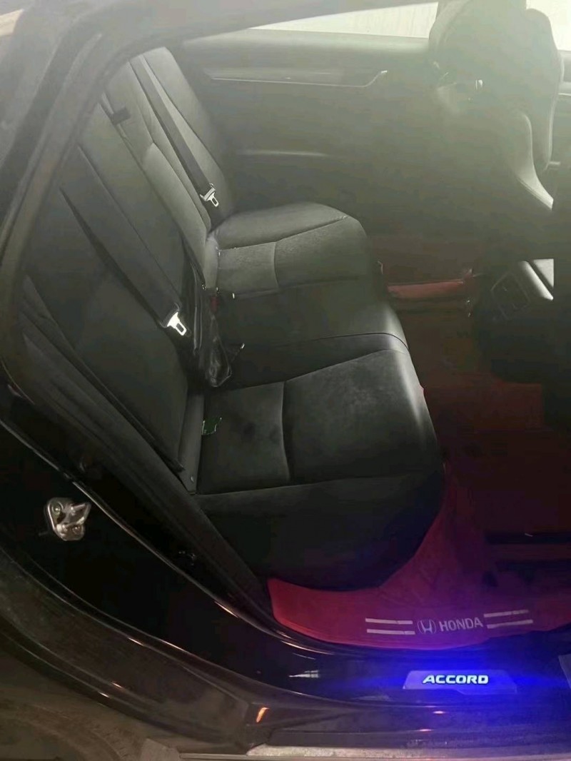 佛山21年本田雅阁3