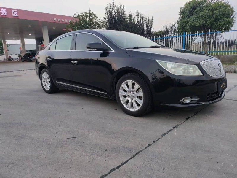 徐州13年别克君越2