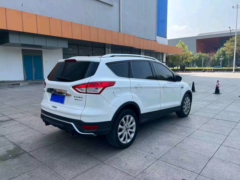 徐州16年福特翼虎4