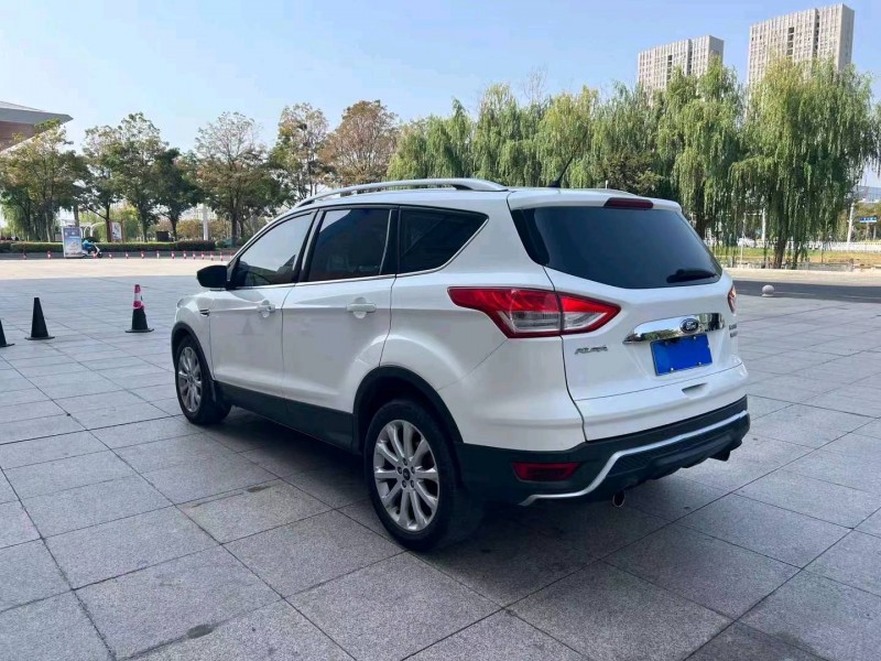 徐州16年福特翼虎7