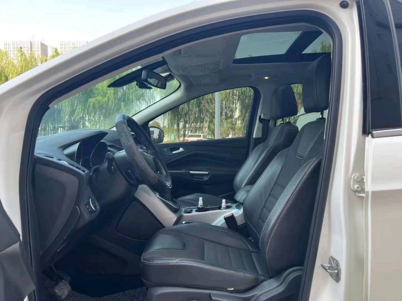 徐州16年福特翼虎8