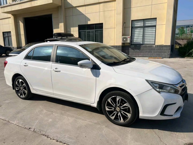 武汉16年比亚迪秦4