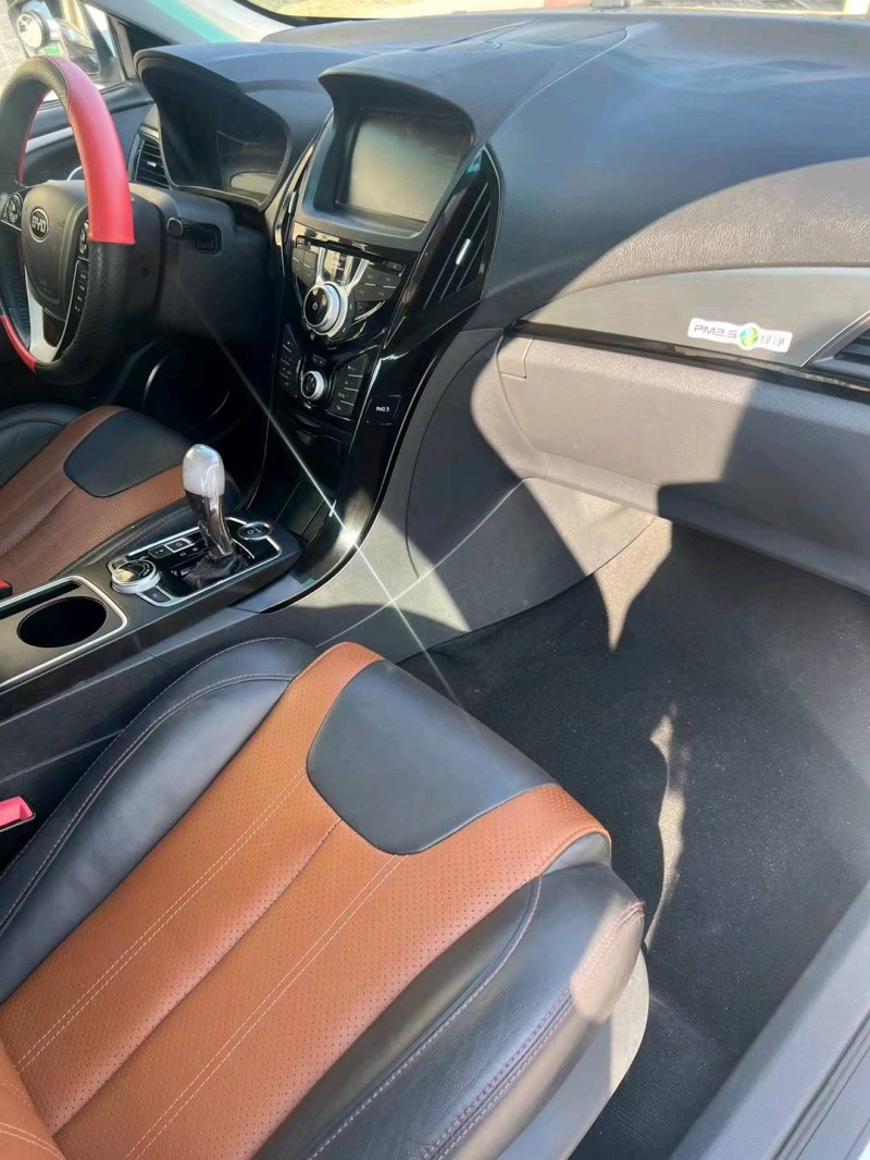 武汉16年比亚迪秦9