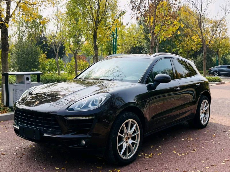 聊城14年保时捷Macan2