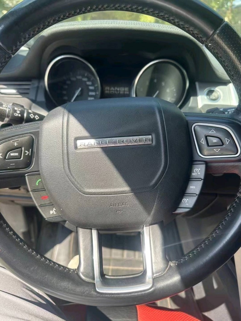 枣庄14年路虎极光9