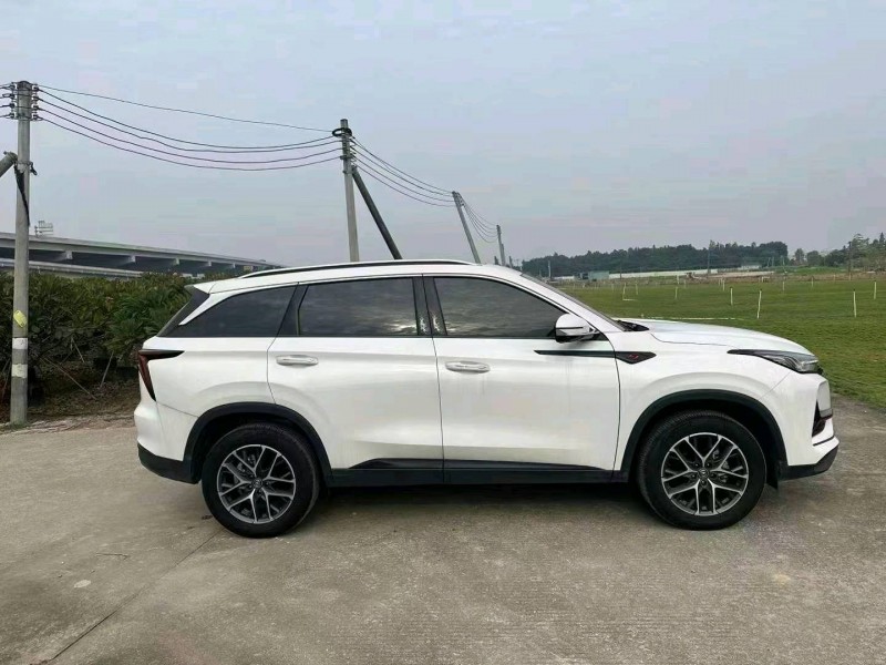 珠海22年长安汽车CS753