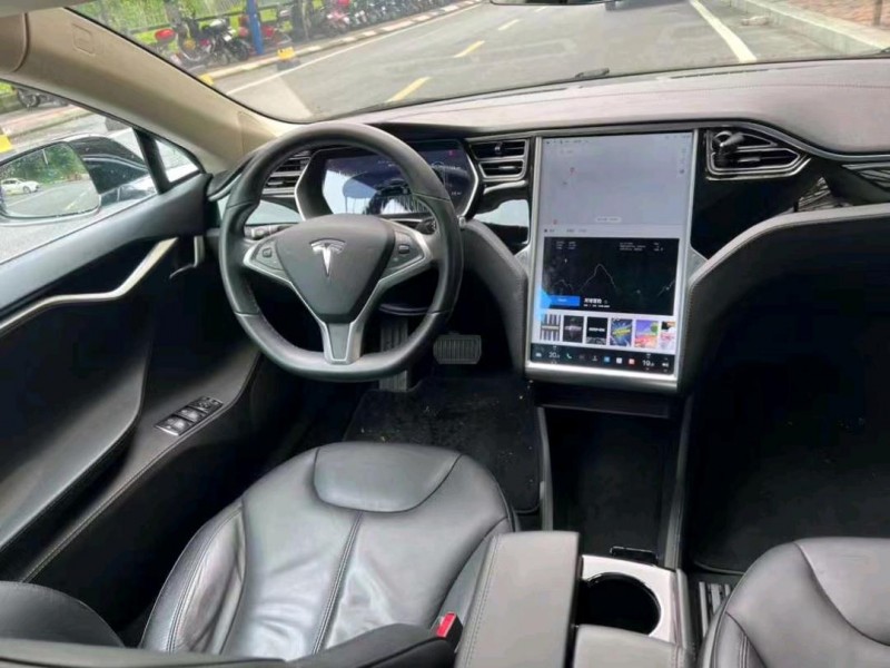 汕头15年特斯拉MODEL S6