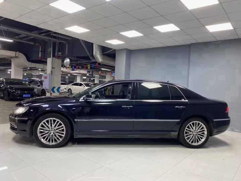 成都17年大众辉腾3