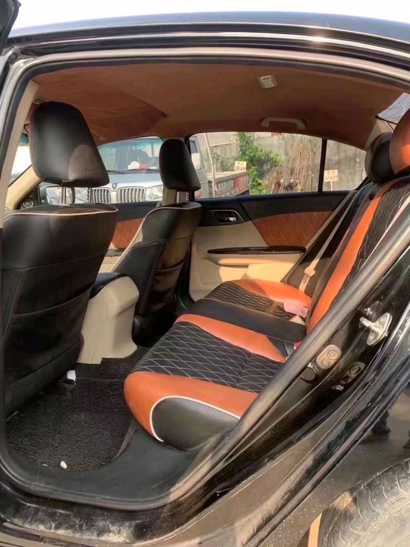 珠海15年本田雅阁8