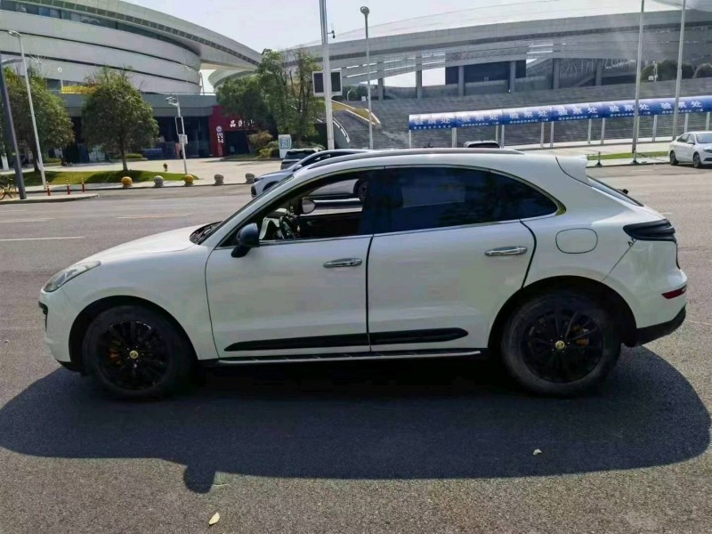 宜昌17年眾泰SR96