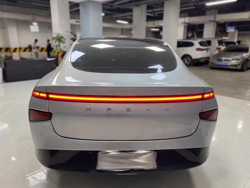 成都21年小鵬汽車p75