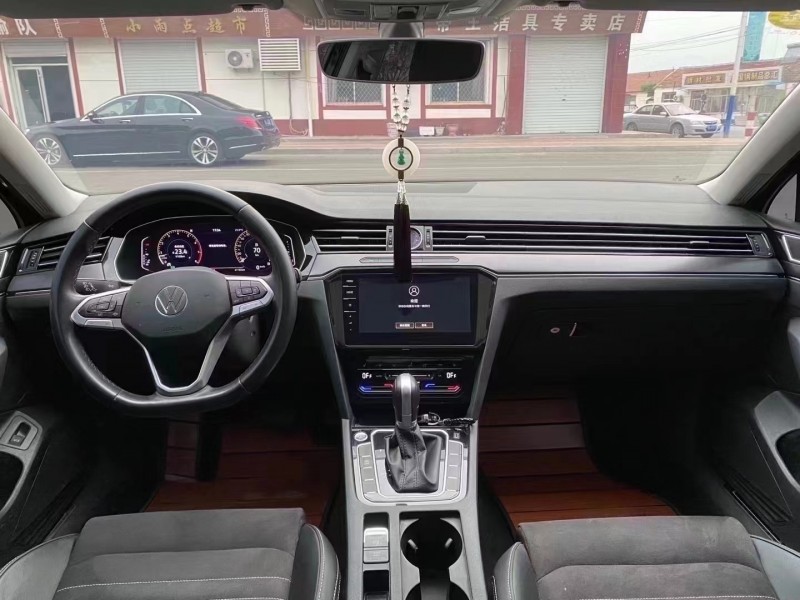 济宁21年大众迈腾5