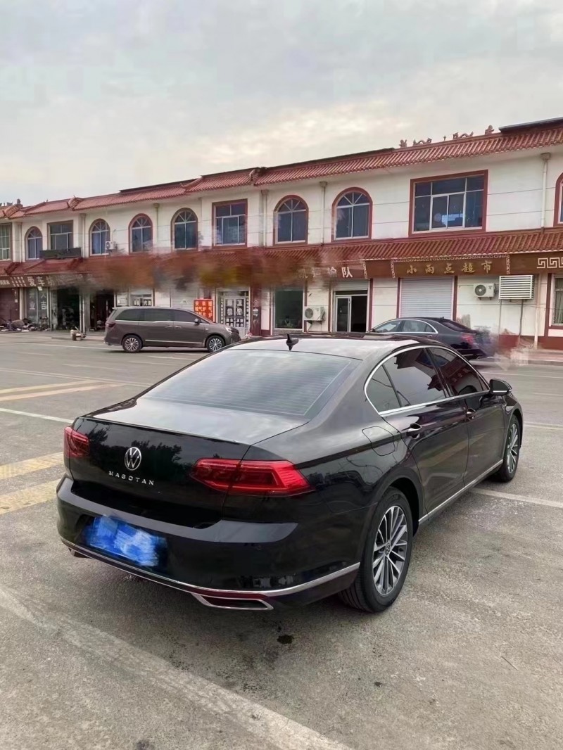 济宁21年大众迈腾8