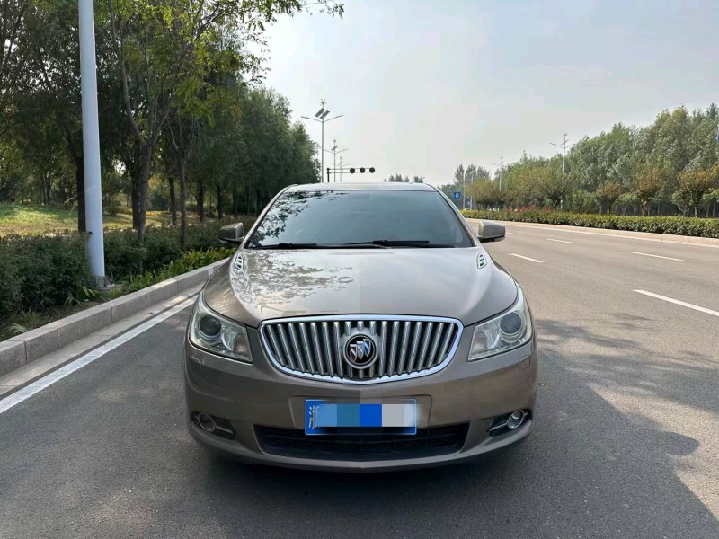 枣庄13年别克君越1