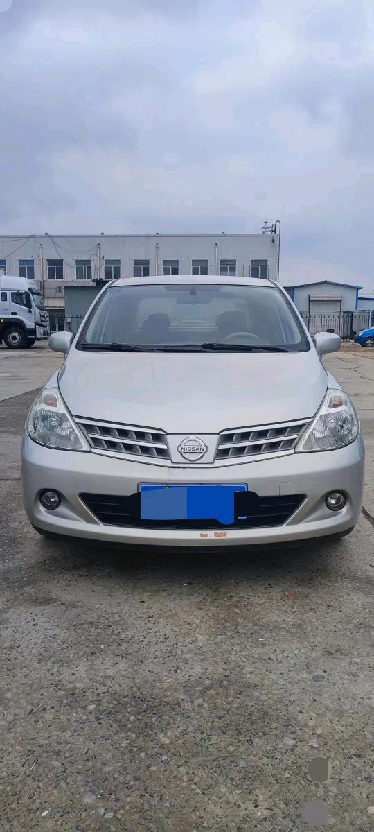 保定09年日产颐达1